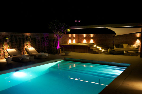 Swimming Pools EVA_Optic_LED-onderwaterverlichting-2